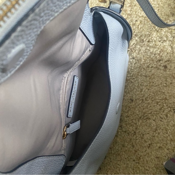 Marc Jacobs Mini groove leather bag gently used - Picture 4 of 9